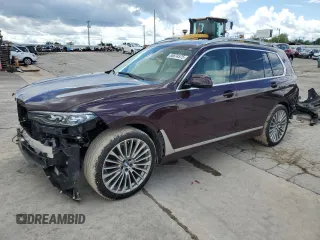 2020 BMW X7 xDrive40i z VIN 5UXCW2C0XL9B72637, wystawiony jako Copart lot #55574575 z przebiegiem 37 476 mil mil oraz Szkoda całkowita • Salvage title. Historia ofert i sprzedaży dostępna na DreamBid. Obrazek 1.
