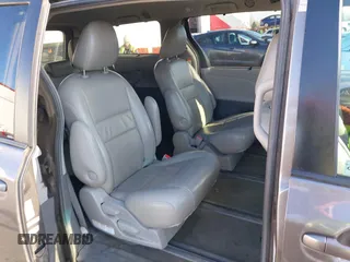 2017 Toyota Sienna LE with VIN 5TDJZ3DC2HS154993, listed as a IAAI auction lot 41372165 with 151,300 mi miles. Bid and sale history available at carsss.com. Image 8.