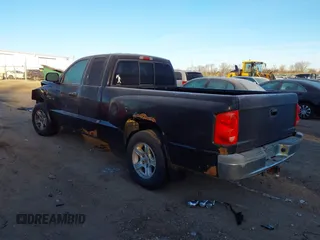 2005 Dodge Dakota SLT with VIN 1D7HW42N95S315558, listed as a IAAI auction lot 41210145 with 207,115 mi miles and . Bid and sale history available at DreamBid. Image 3.
