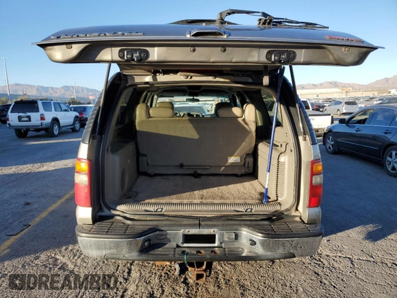 2002 GMC Yukon XL SLT with VIN 3GKFK16Z92G264823, listed as a Copart auction lot 89217375 with 243,986 mi miles and Salvage Title. Bid and sale history available at carsss.com. Image 6.