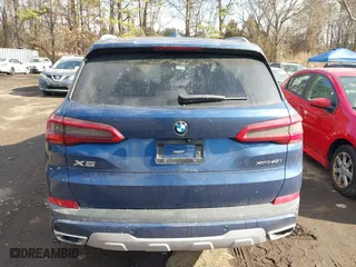2019 BMW X5 xDrive40i with VIN 5UXCR6C59KLL01086, listed as a IAAI auction lot 41435075 with 46,177 mi miles. Bid and sale history available at carsss.com. Image 16.