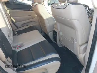 2017 Jeep Grand Cherokee Laredo with VIN 1C4RJEAG1HC903264, listed as a IAAI auction lot 40606675 with 144,106 mi miles. Bid and sale history available at carsss.com. Image 8.