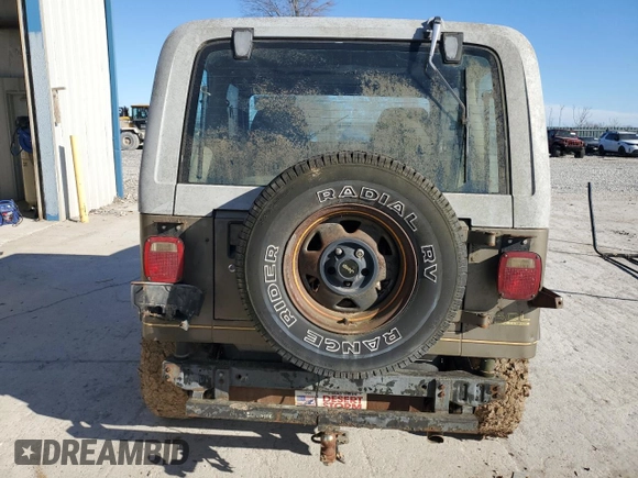 1991 Jeep Wrangler with VIN 2J4FY49S5MJ112683, listed as a Copart auction lot 47187635 with 230,342 mi miles and Clean title. Bid and sale history available at DreamBid. Image 6.