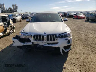 2017 BMW X4 xDrive28i with VIN 5UXXW3C38H0T79909, listed as a Copart auction lot 68994132 with 33,032 mi miles. Bid and sale history available at carsss.com. Image 5.