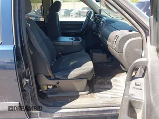 2008 Chevrolet Silverado 1500 LTZ with VIN 2GCEK133981331008, listed as a IAAI auction lot 42228223 with 288,199 mi miles and . Bid and sale history available at DreamBid. Image 5.