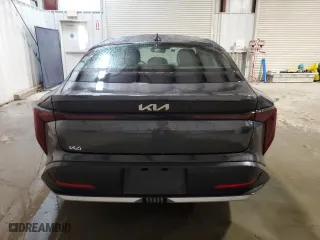 2025 Kia K4 LXS with VIN 3KPFT4DE1SE013638, listed as a Copart auction lot 86695774 with 5,973 mi miles and Clean Title. Bid and sale history available at carsss.com. Image 6.
