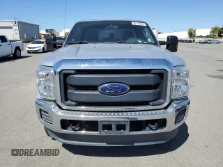 2016 Ford F-250 XLT z VIN 1FT7X2BT3GEC15494, wystawiony jako Copart lot #55179255 z przebiegiem 178 515 mil mil oraz Czysty tytuł • Clean title. Historia ofert i sprzedaży dostępna na DreamBid. Obrazek 5.