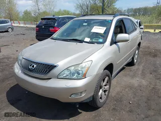 2004 Lexus RX 330 with VIN JTJHA31U340025819, listed as a IAAI auction lot 42038853 with 136,252 mi miles. Bid and sale history available at carsss.com. Image 2.