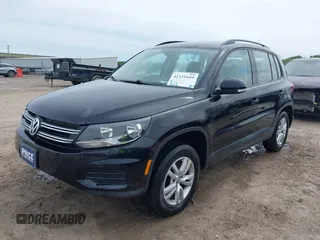 2016 Volkswagen Tiguan S z VIN WVGAV7AX0GW519952, wystawiony jako IAAI lot #42331644 z przebiegiem 92 232 mil mil oraz . Historia ofert i sprzedaży dostępna na DreamBid. Obrazek 17.