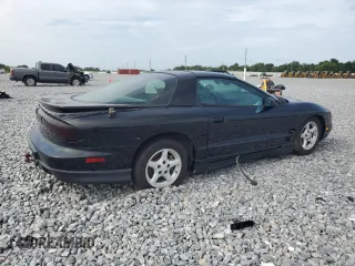 1998 Pontiac Firebird Firebird z VIN 2G2FS22K2W2216667, wystawiony jako Copart lot #63143015 z przebiegiem 107 097 mil mil oraz Szkoda całkowita • Salvage title. Historia ofert i sprzedaży dostępna na DreamBid. Obrazek 3.