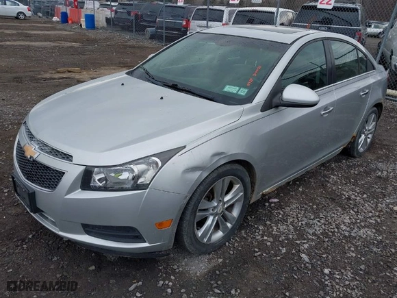 2011 Chevrolet Cruze LTZ with VIN 1G1PH5S95B7146834, listed as a IAAI auction lot 41828042 with 200,138 mi miles. Bid and sale history available at carsss.com. Image 2.