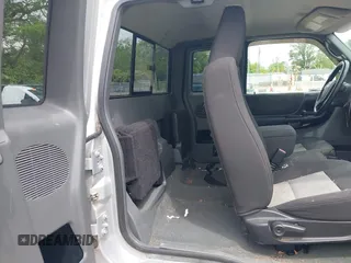 2004 Ford Ranger XL Fleet with VIN 1FTYR44U14PB06953, listed as a IAAI auction lot 42251150 with 166,507 mi miles and . Bid and sale history available at DreamBid. Image 8.