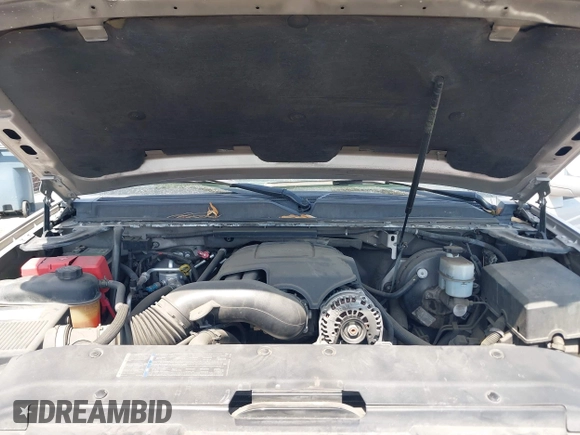 2007 Chevrolet Suburban LT with VIN 3GNFC16017G185557, listed as a IAAI auction lot 42487931 with 103,775 mi miles and . Bid and sale history available at DreamBid. Image 10.
