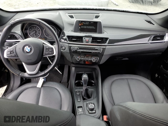 2017 BMW X1 xDrive28i with VIN WBXHT3C37H5F76447, listed as a Copart auction lot 67991792 with 84,189 mi miles. Bid and sale history available at carsss.com. Image 8.
