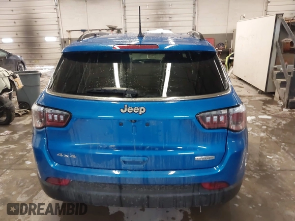 2024 Jeep Compass Latitude with VIN 3C4NJDBNXRT603931, listed as a IAAI auction lot 41597384 with 24,436 mi miles. Bid and sale history available at carsss.com. Image 17.