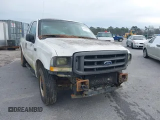 2004 Ford Super Duty F-250 XL with VIN 1FTNX20LX4EB97517, listed as a IAAI auction lot 41277987 with 202,880 mi miles. Bid and sale history available at carsss.com. Image 6.