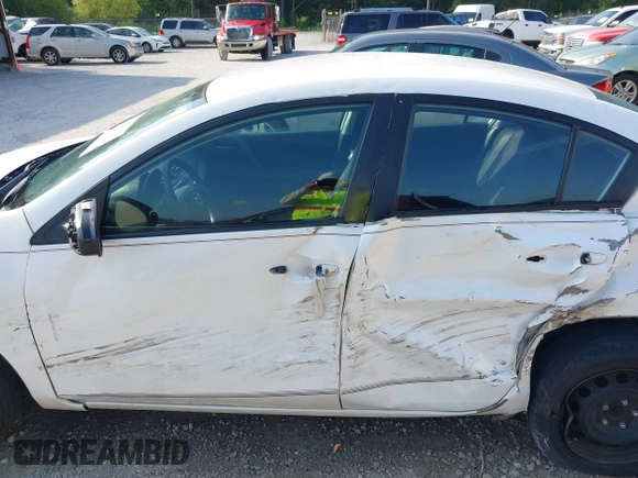 2013 Mazda 3 i SV with VIN JM1BL1TF3D1703775, listed as a IAAI auction lot 42082725 with 226,716 mi miles and . Bid and sale history available at DreamBid. Image 14.