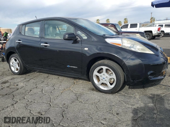 2011 Nissan LEAF SL with VIN JN1AZ0CP0BT004797, listed as a Copart auction lot 42435985 with 39,881 mi miles and Clean Title. Bid and sale history available at carsss.com. Image 4.