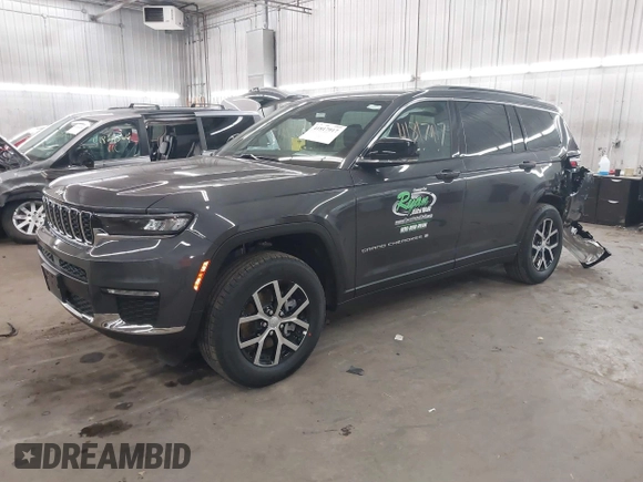 2025 Jeep Grand Cherokee Limited with VIN 1C4RJKBG3S8634319, listed as a IAAI auction lot 41817917 with 523 mi miles and . Bid and sale history available at DreamBid. Image 17.