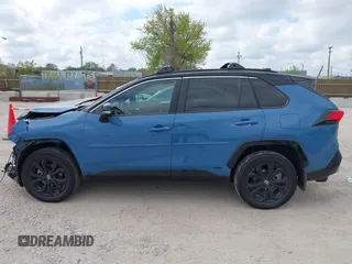 2024 Toyota RAV4 Hybrid XSE with VIN 4T3E6RFV4RU163271, listed as a IAAI auction lot 42237047 with 9,988 mi miles and . Bid and sale history available at DreamBid. Image 15.
