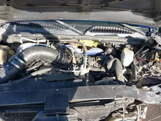 2003 Chevrolet Silverado 2500HD LS with VIN 1GCHK23193F225757, listed as a IAAI auction lot 41523124 with 281,755 mi miles. Bid and sale history available at carsss.com. Image 10.