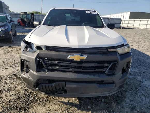 2024 Chevrolet Colorado 2WD Work Truck with VIN 1GCGSBECXR1135193, listed as a Copart auction lot 52515605 with 10,194 mi miles and Clean Title. Bid and sale history available at carsss.com. Image 5.