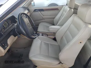 1990 Mercedes-Benz 300 CE with VIN WDBEA51D3LB226154, listed as a Copart auction lot 88838675 with 118,864 mi miles and Clean Title. Bid and sale history available at DreamBid. Image 7.