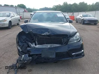 2014 Mercedes-Benz C 250 Sport с VIN WDDGF4HBXEA961769, выставлен на аукционе IAAI как лот 42474680 с пробегом 174 724 миль миль и . История ставок и продаж доступна на DreamBid. Изображение 13.