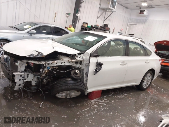2014 Toyota Avalon Limited with VIN 4T1BK1EB1EU088538, listed as a IAAI auction lot 41793990 with 75,244 mi miles. Bid and sale history available at carsss.com. Image 15.