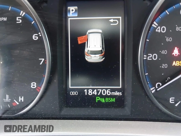 2018 Toyota RAV4 XLE with VIN JTMWFREV9JJ200629, listed as a IAAI auction lot 41821491 with 184,706 mi miles. Bid and sale history available at carsss.com. Image 15.