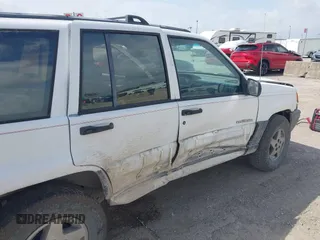 1994 Jeep Grand Cherokee Laredo with VIN 1J4FX58SXRC120936, listed as a IAAI auction lot 42530212 with 126,367 mi miles and . Bid and sale history available at DreamBid. Image 6.