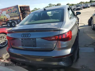 2024 Audi S3 Premium Plus z VIN WAUH3DGY4RA079772, wystawiony jako Copart lot #74221214 z przebiegiem Nie podano mil oraz Nie do naprawy • Non repairable. Historia ofert i sprzedaży dostępna na DreamBid. Obrazek 6.