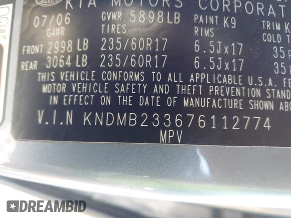 2007 Kia Sedona LX with VIN KNDMB233676112774, listed as a IAAI auction lot 41753103 with 131,309 mi miles. Bid and sale history available at carsss.com. Image 9.