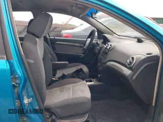2009 Chevrolet Aveo 2LT with VIN KL1TG66E59B354684, listed as a IAAI auction lot 42291322 with 174,289 mi miles and . Bid and sale history available at DreamBid. Image 5.
