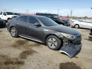 2017 Kia Optima z VIN KNAGT4LE6H5018812, wystawiony jako Copart lot #59236785 z przebiegiem 111 117 mil mil oraz Czysty tytuł • Clean title. Historia ofert i sprzedaży dostępna na DreamBid. Obrazek 4.