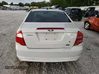 2010 Ford Fusion SE with VIN 3FAHP0HG0AR430215, listed as a Copart auction lot 68219033 with 215,228 mi miles and Non Repairable. Bid and sale history available at DreamBid. Image 6.