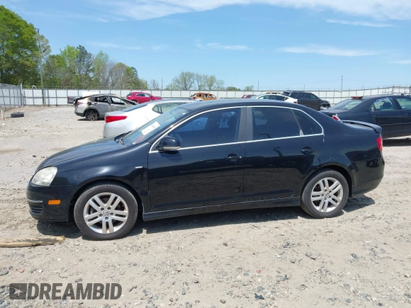 2007 Volkswagen Jetta Wolfsburg Edition с VIN 3VWEF71K07M171963, выставлен на аукционе IAAI как лот 42049655 с пробегом 151 647 миль миль и . История ставок и продаж доступна на DreamBid. Изображение 6.