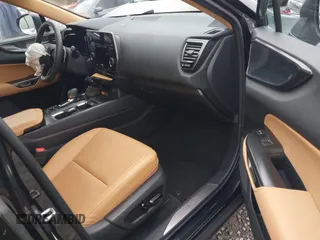 2023 Lexus NX 350h Premium z VIN 2T2GKCEZ7PC013700, wystawiony jako IAAI lot #41765156 z przebiegiem 22 423 mil mil oraz . Historia ofert i sprzedaży dostępna na DreamBid. Obrazek 5.