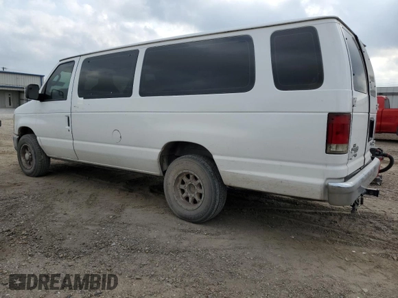 2013 Ford Econoline Passenger XL z VIN 1FBSS3BLXDDA76761, wystawiony jako Copart lot #53128125 z przebiegiem Nie podano mil oraz Szkoda całkowita • Salvage title. Historia ofert i sprzedaży dostępna na DreamBid. Obrazek 2.
