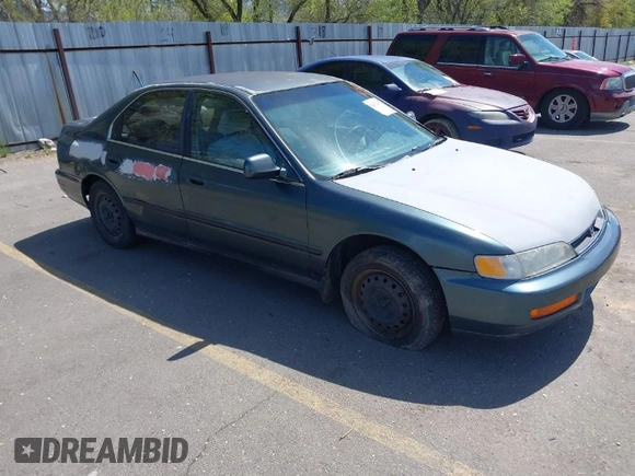 1997 Honda Accord LX with VIN JHMCD5639VC020185, listed as a IAAI auction lot 42072191 with 263,967 mi miles and . Bid and sale history available at carsss.com. Image 1.