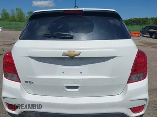 2020 Chevrolet Trax LS z VIN KL7CJKSB9LB051684, wystawiony jako IAAI lot #42279789 z przebiegiem 53 014 mil mil oraz . Historia ofert i sprzedaży dostępna na DreamBid. Obrazek 16.