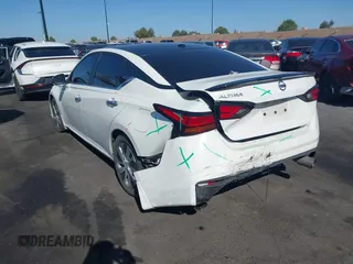 2020 Nissan Altima 2.5 S with VIN 1N4BL4BV7LN313673, listed as a IAAI auction lot 42002801 with 67,795 mi miles. Bid and sale history available at carsss.com. Image 3.