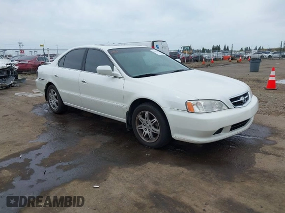 2000 Acura TL with VIN 19UUA5667YA035780, listed as a IAAI auction lot 41845474 with 63,314 mi miles. Bid and sale history available at carsss.com. Image 1.