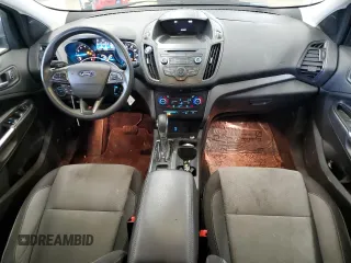 2018 Ford Escape SE z VIN 1FMCU9GD9JUA77812, wystawiony jako Copart lot #57847175 z przebiegiem 106 898 mil mil oraz Czysty tytuł • Clean title. Historia ofert i sprzedaży dostępna na DreamBid. Obrazek 8.