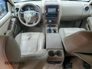 2007 Ford Explorer Eddie Bauer с VIN 1FMEU64E37UA95445, выставлен на аукционе Copart как лот 51195635 с пробегом 256 275 миль миль и Списание • Salvage title. История ставок и продаж доступна на DreamBid. Изображение 8.