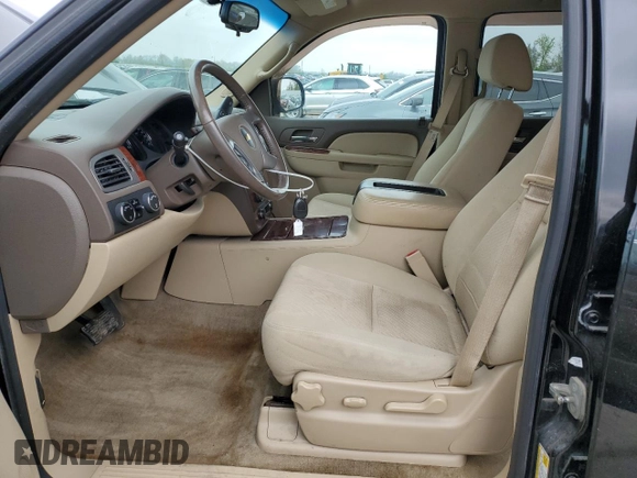 2013 Chevrolet Tahoe LS с VIN 1GNSKAE01DR148197, выставлен на аукционе Copart как лот 52499125 с пробегом 170 060 миль миль и Списание • Salvage title. История ставок и продаж доступна на DreamBid. Изображение 7.