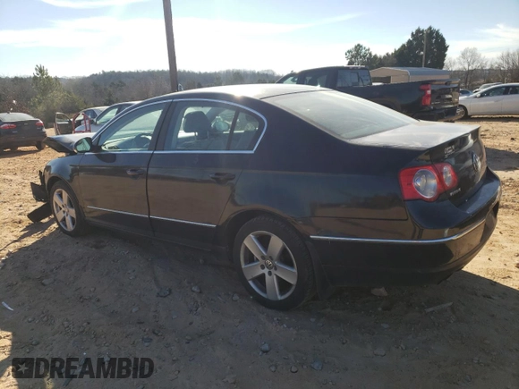 2008 Volkswagen Passat Turbo z VIN WVWJK73C28P081938, wystawiony jako Copart lot #43255115 z przebiegiem 167 156 mil mil oraz Szkoda całkowita • Salvage title. Historia ofert i sprzedaży dostępna na DreamBid. Obrazek 2.