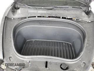 2024 Tesla Model 3 z VIN 5YJ3E1EA0RF859934, wystawiony jako Copart lot #52962285 z przebiegiem 32 329 mil mil oraz Szkoda całkowita • Salvage title. Historia ofert i sprzedaży dostępna na DreamBid. Obrazek 11.