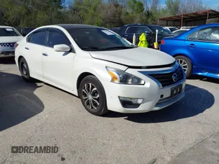 2015 Nissan Altima S with VIN 1N4AL3AP9FN320475, listed as a IAAI auction lot 41875010 with 144,899 mi miles and . Bid and sale history available at DreamBid. Image 1.