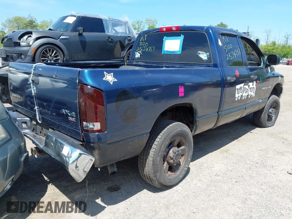 2005 Dodge 2500 SLT z VIN 3D7KS28D65G771187, wystawiony jako IAAI lot #42235215 z przebiegiem Nie podano mil oraz . Historia ofert i sprzedaży dostępna na DreamBid. Obrazek 4.